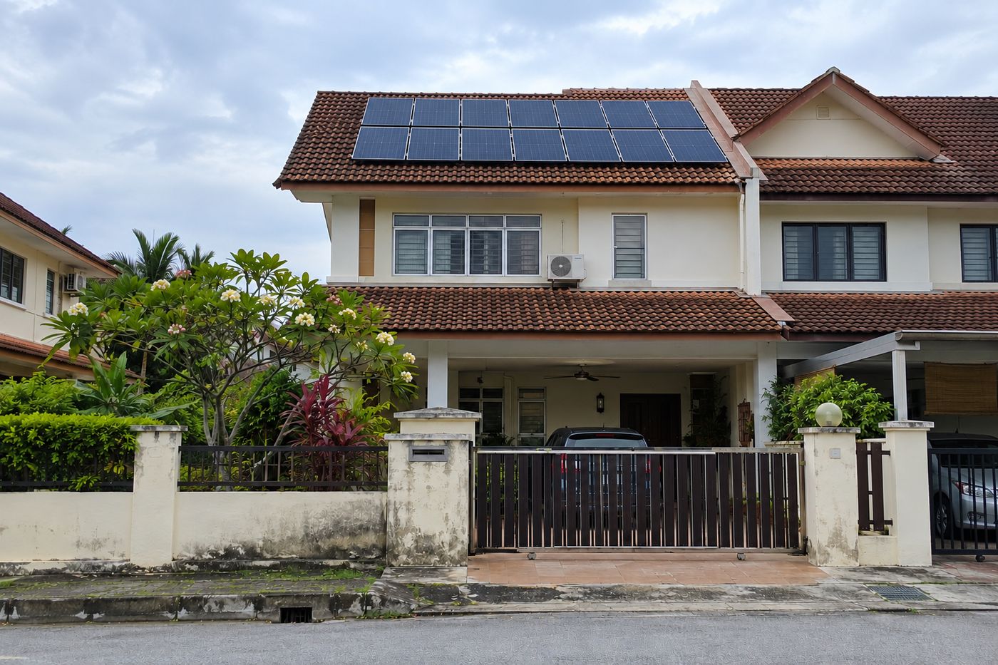 Semi-detached house with solar panels